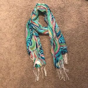 EUC Lilly Pulitzer scarf!